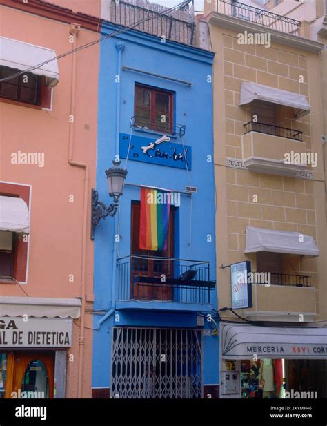 Canibal Pub — Gay Pub in Alicante, Spain